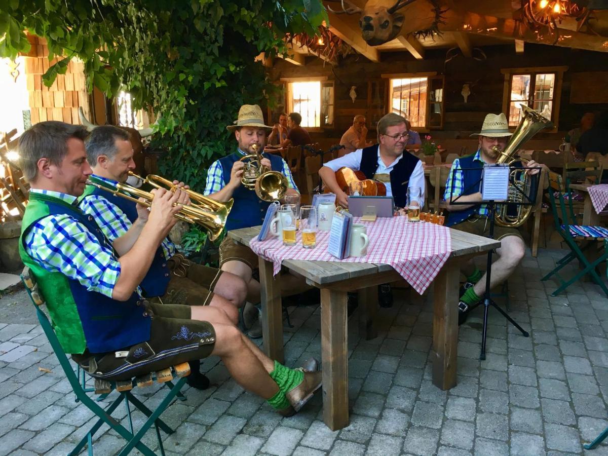 Gasthof Zacherlbraeu Bruck an der Grossglocknerstrasse Exterior photo